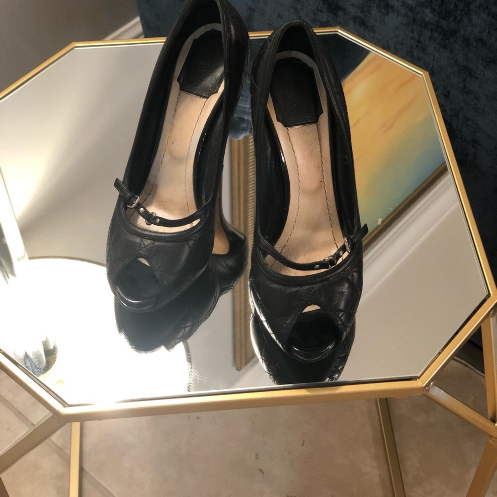 Christian Dior Cannage Black Pumps - Picture 7 of 9
